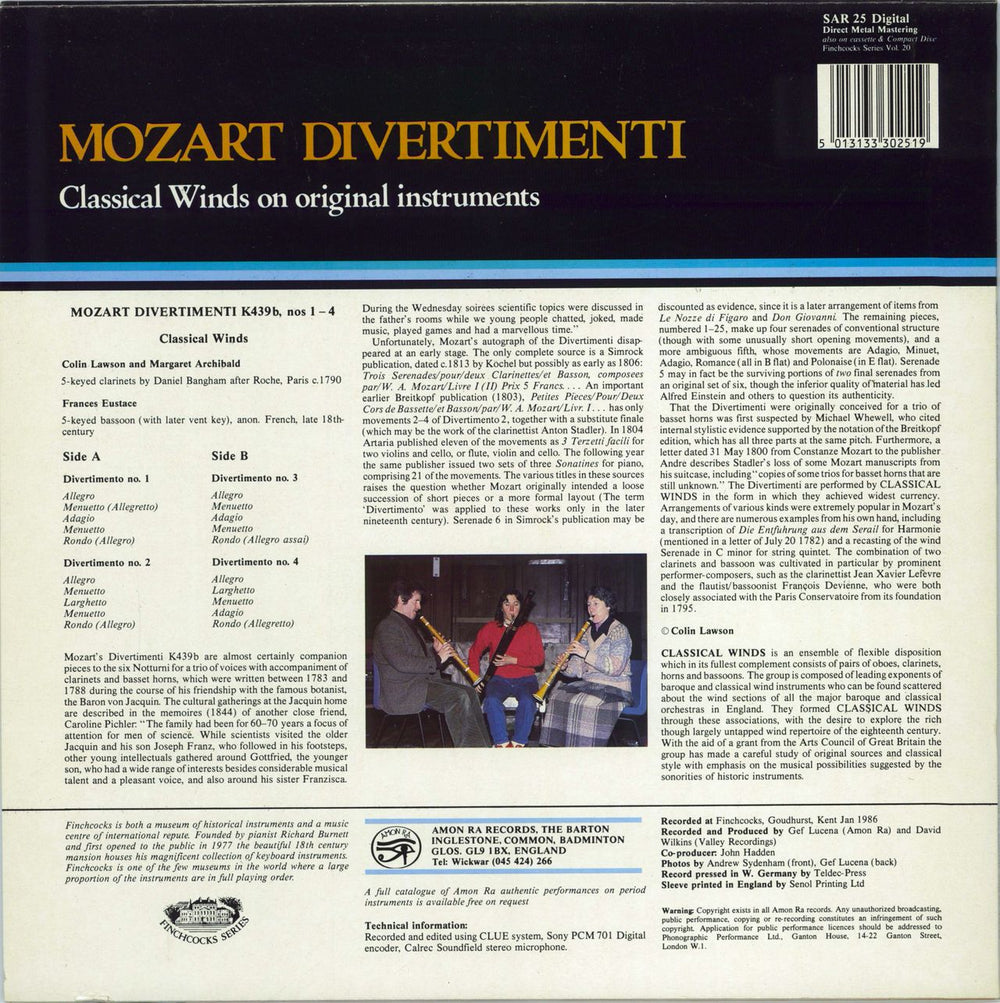 Classical Winds Mozart Divertimenti UK vinyl LP album (LP record) 5013133302519