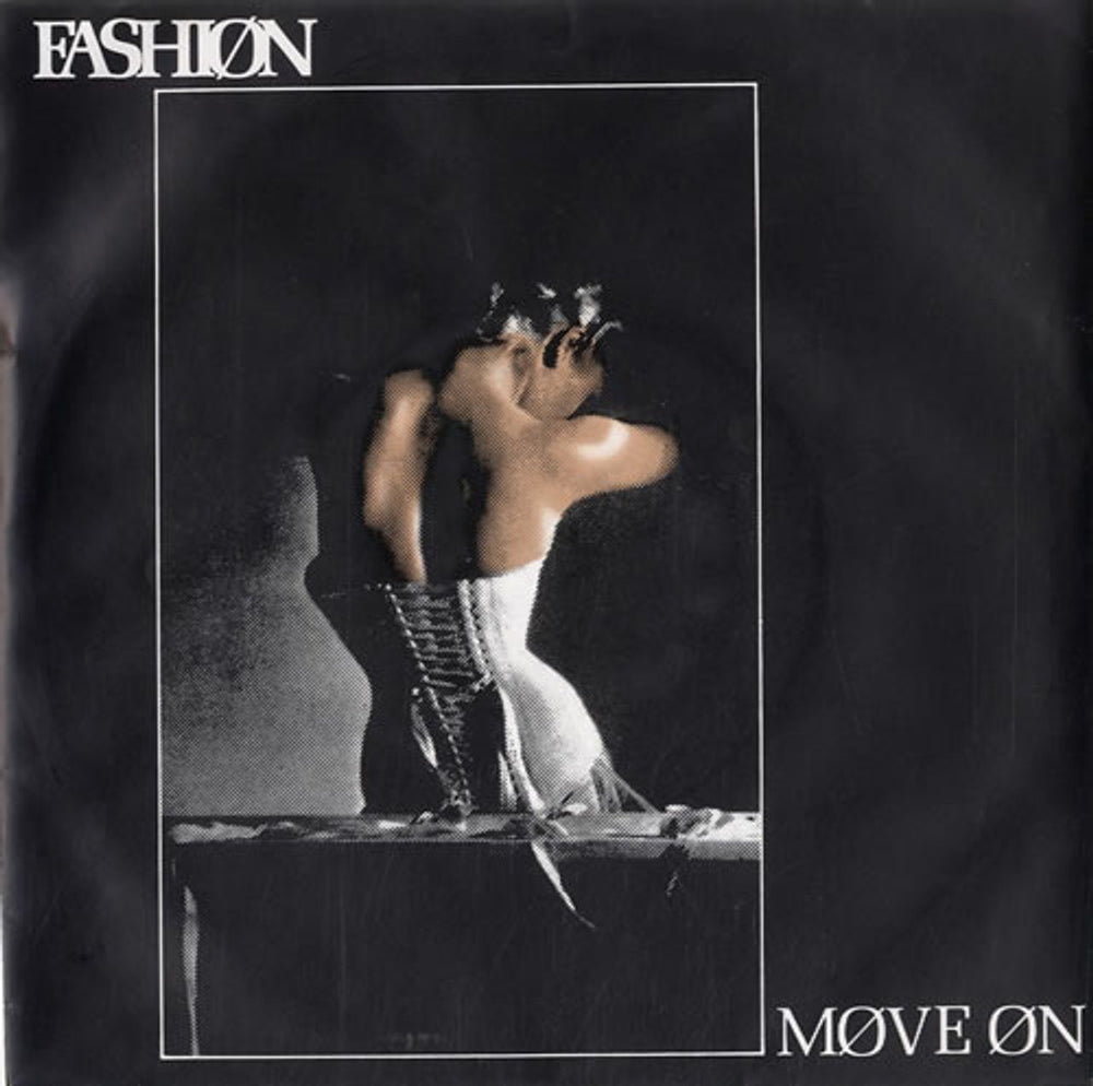 Fashion Move On UK 7" vinyl single (7 inch record / 45) ARIST440