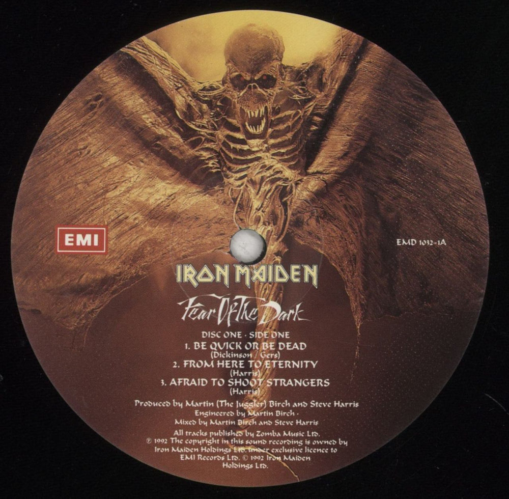 Iron Maiden Fear Of The Dark - Stickered - EX UK 2-LP vinyl record set (Double LP Album) IRO2LFE281057