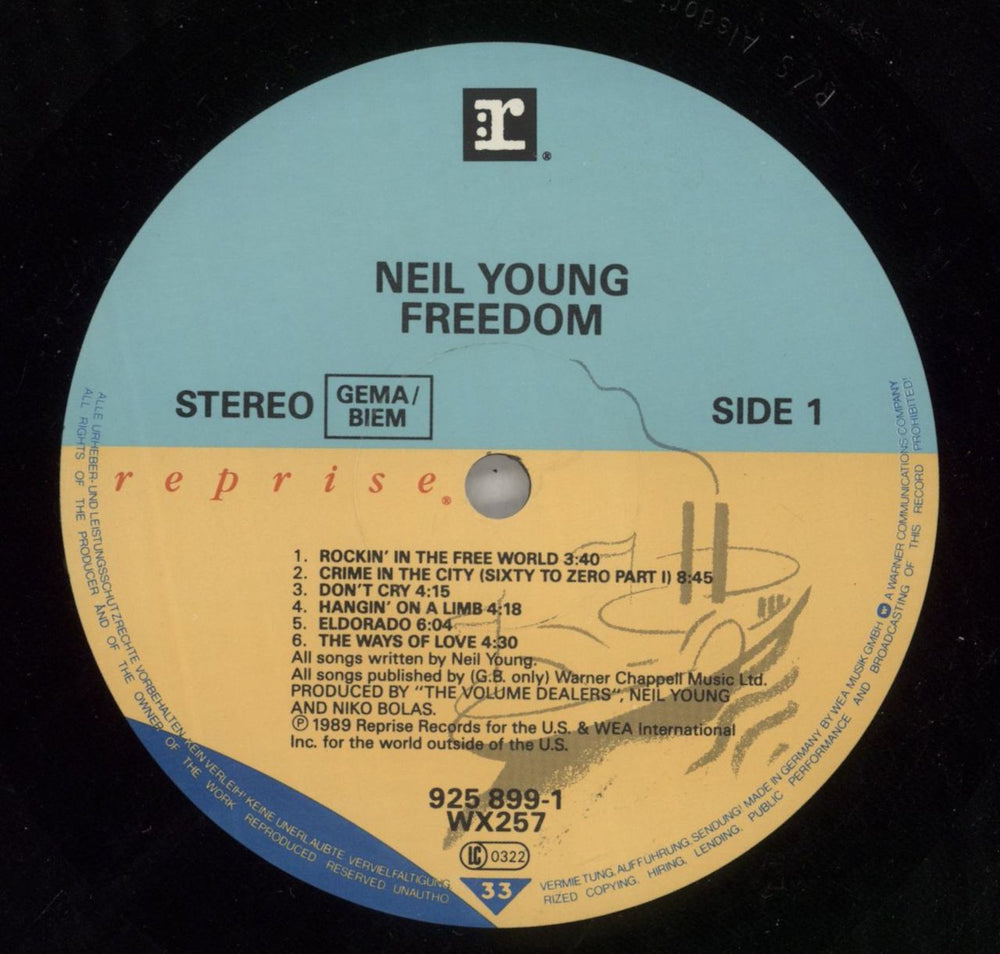 Neil Young Freedom - EX UK vinyl LP album (LP record) YOULPFR170590