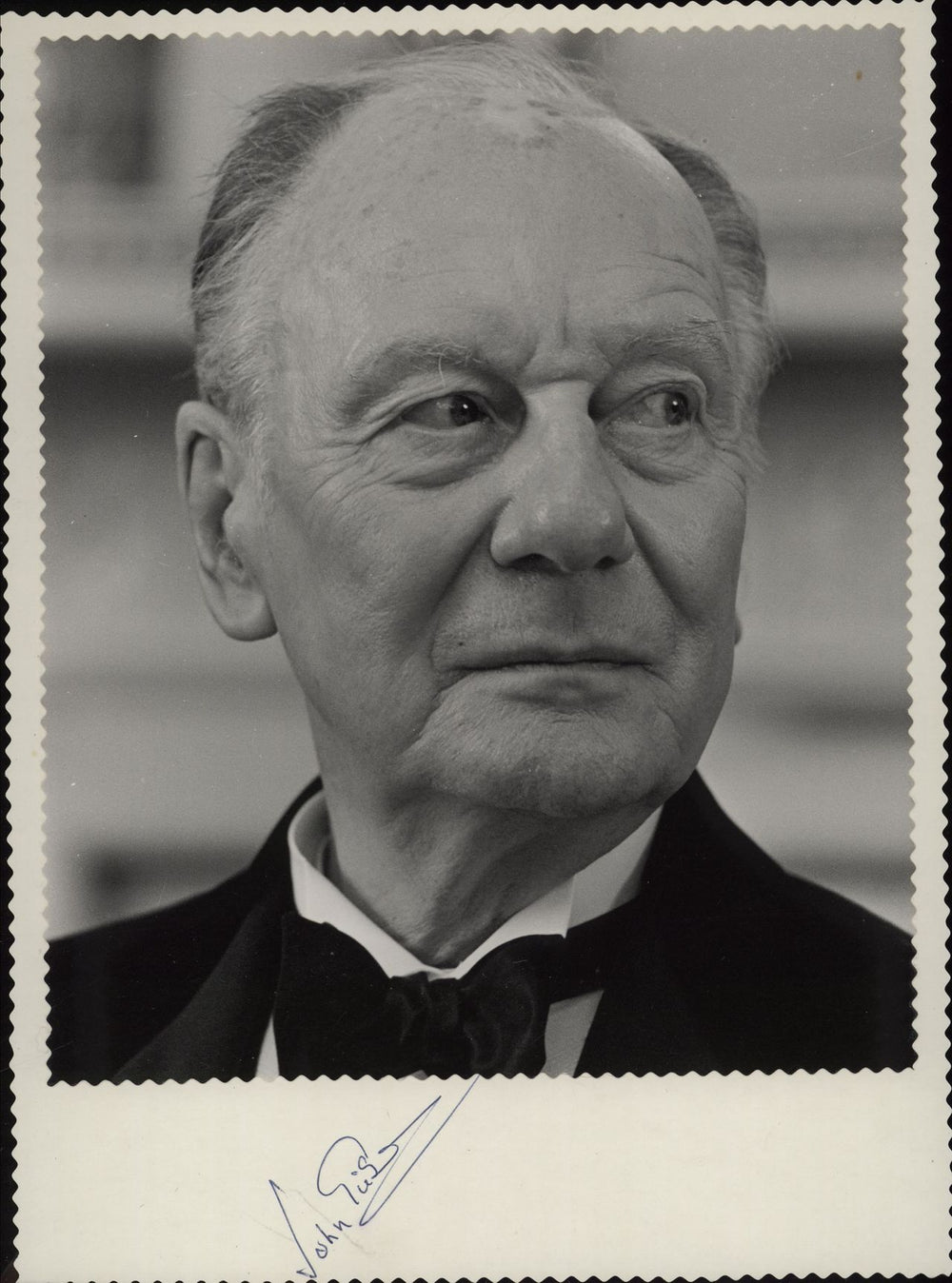 John Gielgud Autograph With Photograph UK photograph AUTOGRAPH