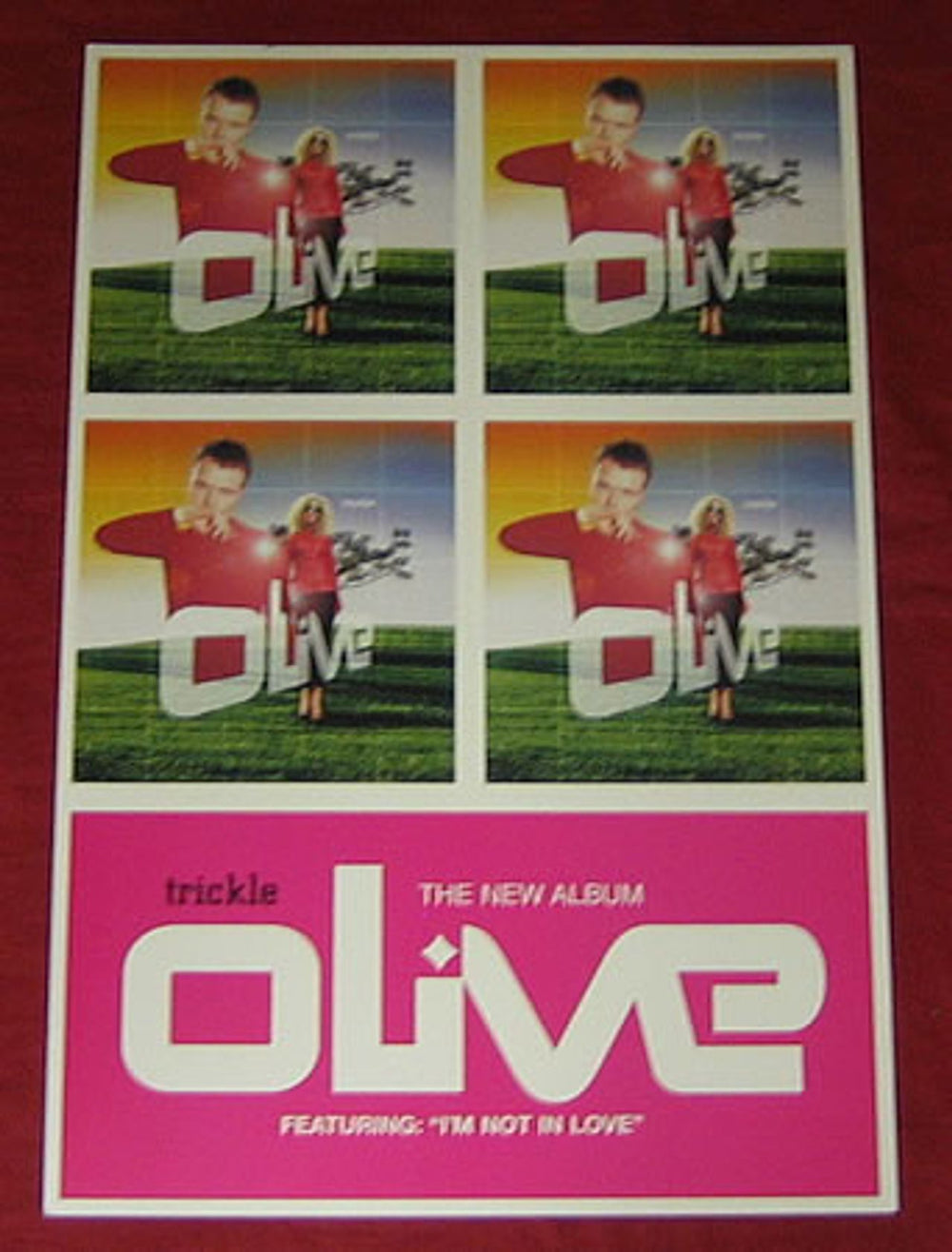 Olive Trickle - Autographed US display OLVDITR391770