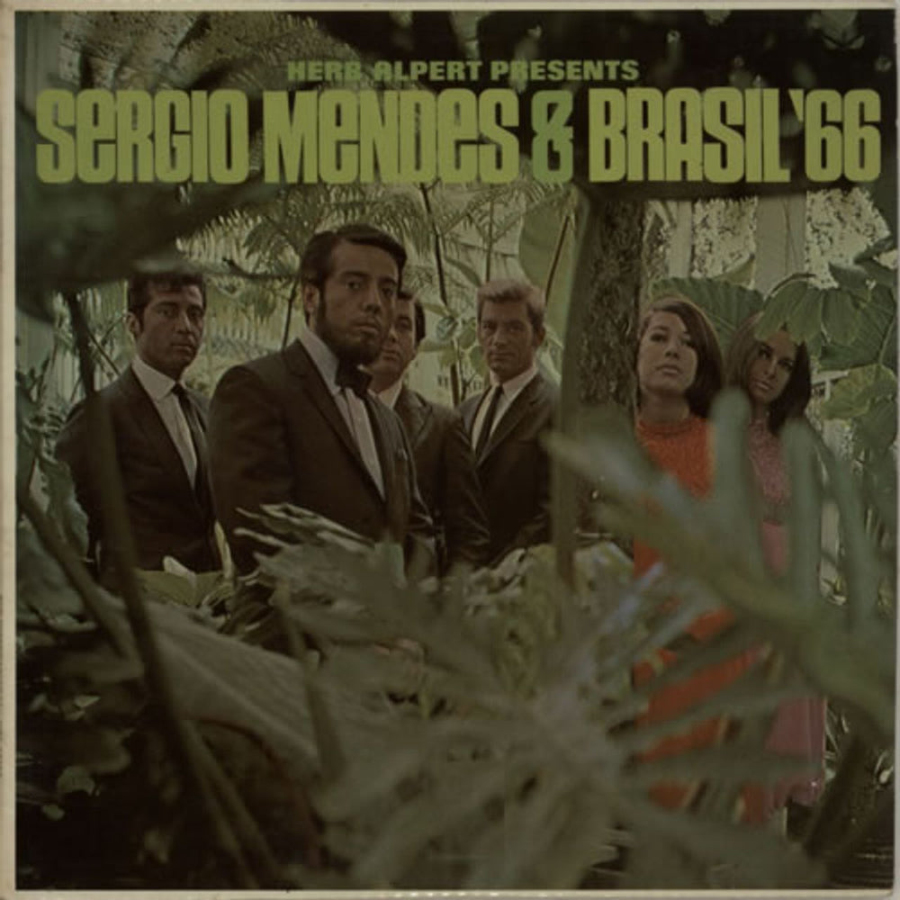 Sergio Mendes Sergio Mendes & Brasil '66 - EX UK vinyl LP album (LP record) NPL28089